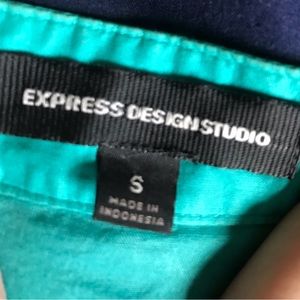 Sleeveless dress shirt